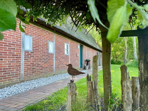 Reetdachhaus für erholsamen Familienurlaub