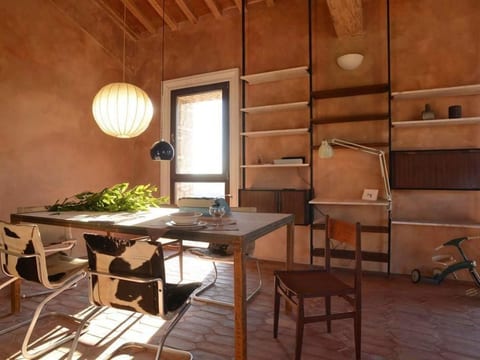 "Villa III Apicius"