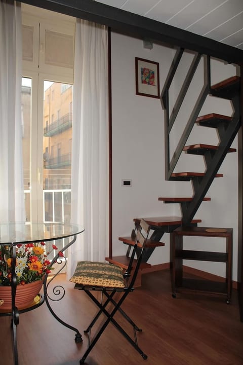 Casa del Girasole im Herzen von Neapel