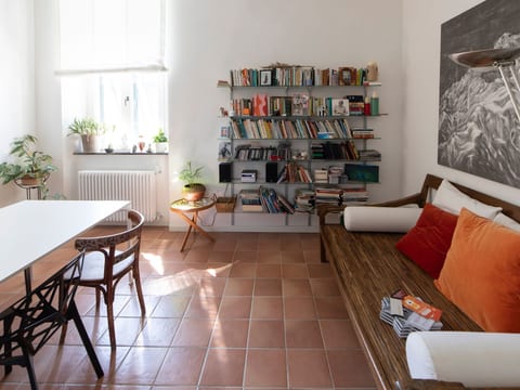 Zimmer mit Terrasse und Grachtenblick