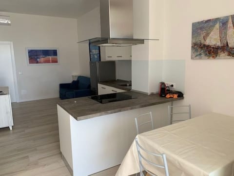 APPARTEMENT MIT MEERBLICK