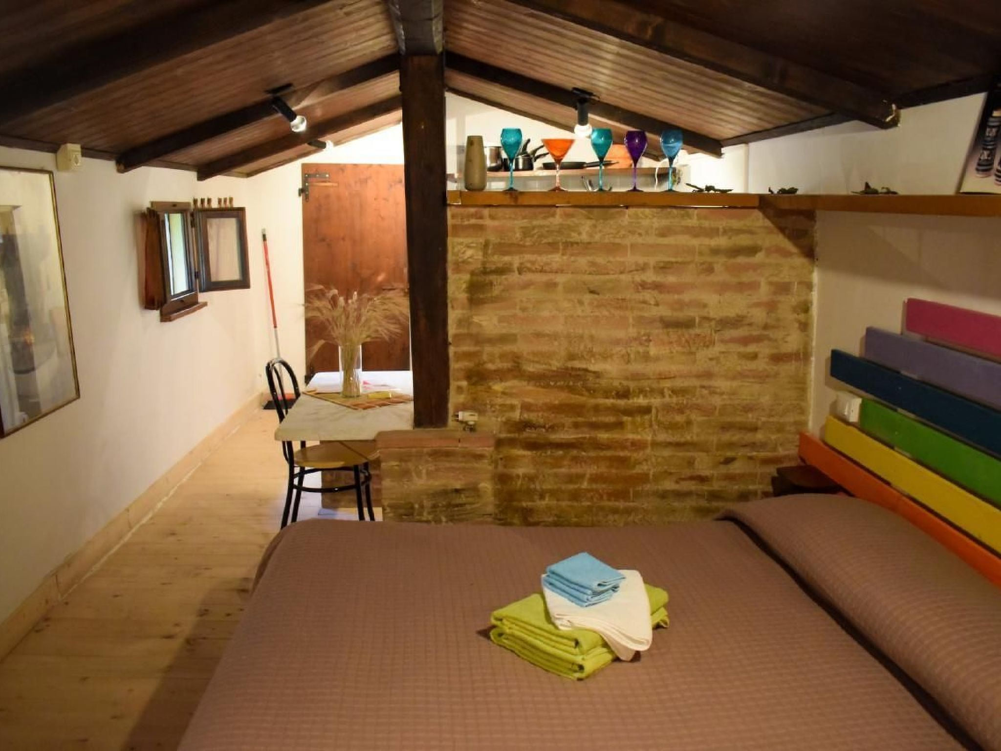 Studio  BUBO  - Pool - Ausblick- Kunst