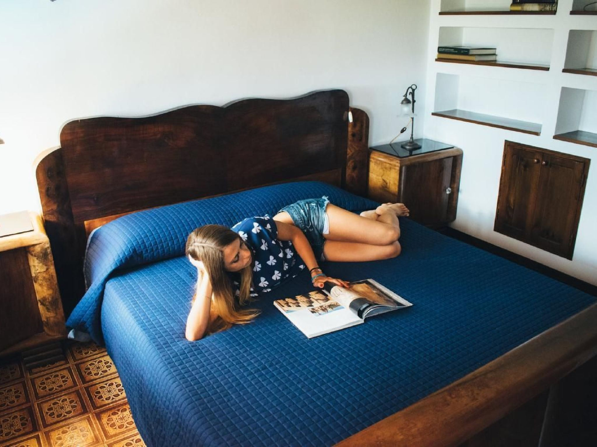 OWL Apartment - Pool - Ansichten - Kunst