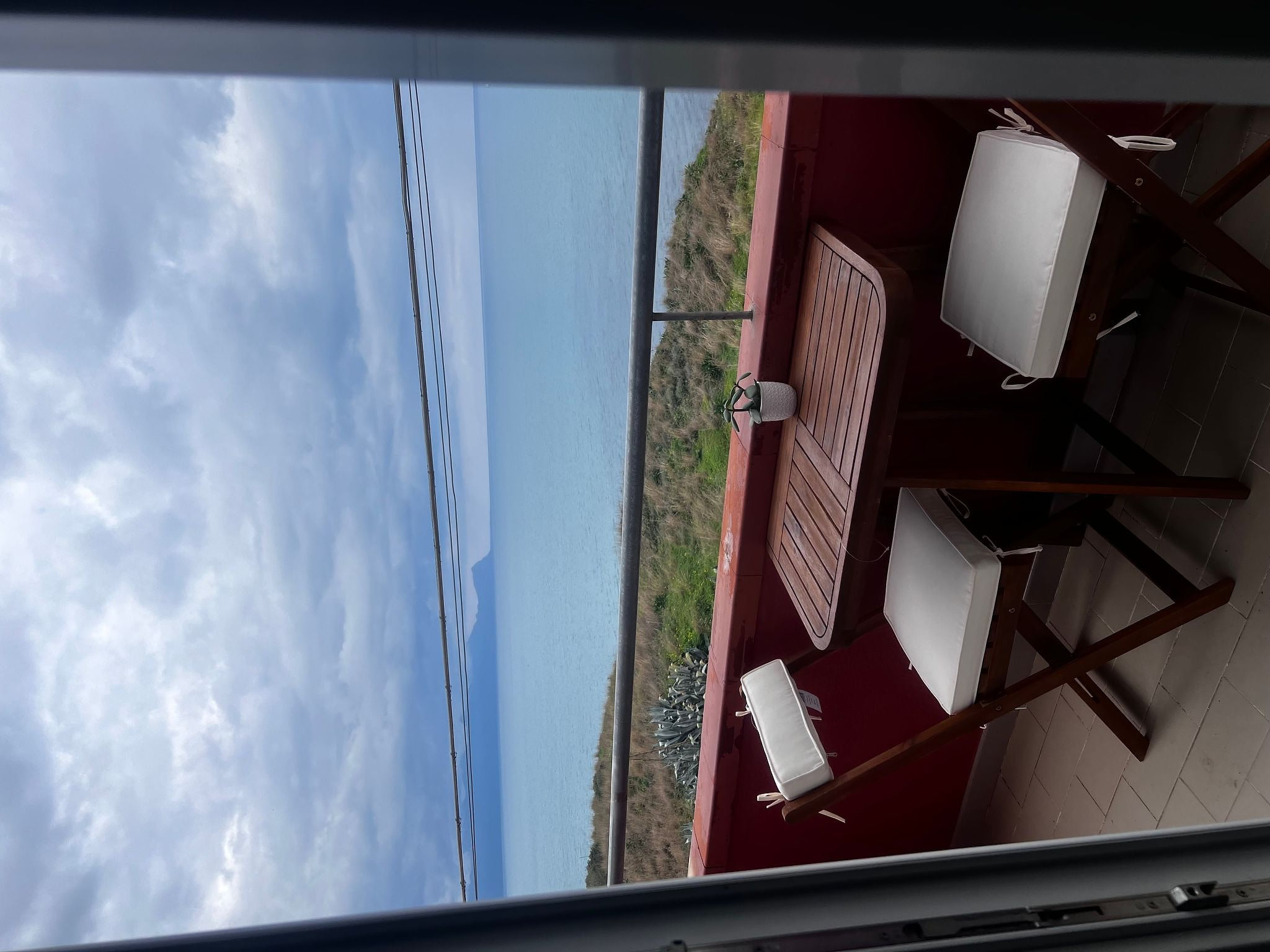 Daniele mit Meerblick