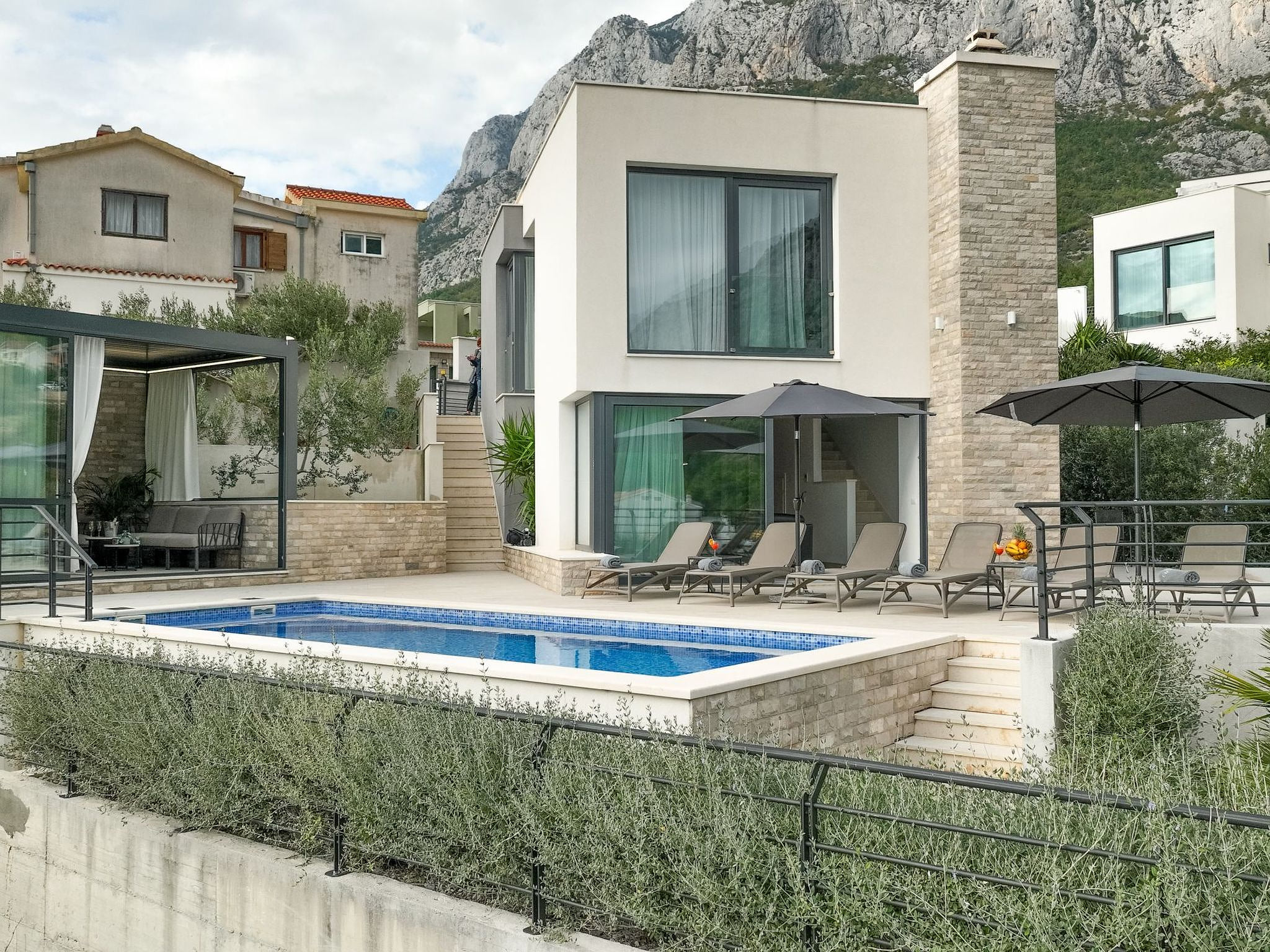 Villa Oscar mit Pool