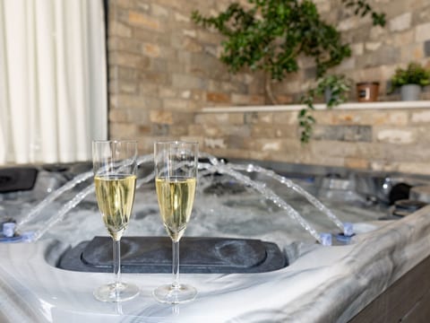 Villa Oscar mit Pool