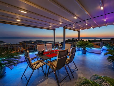Penthousewohnung mit Whirlpool und Meerblick
