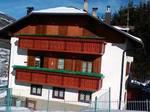 Haus Bezzi in Pellizzano