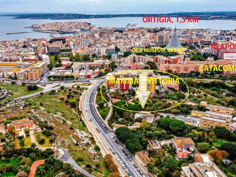 für 4 Personen und 1 Kind in Syrakus, Sizilien (Ostküste von Sizilien)