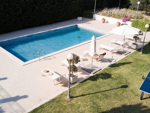 Geräumiges Ferienhaus mit Pool