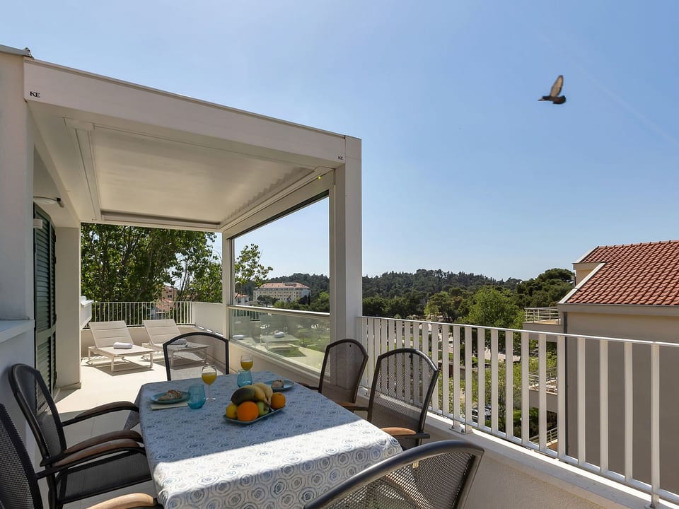 Attico Nikolina-50m dalla spiaggia - Makarska