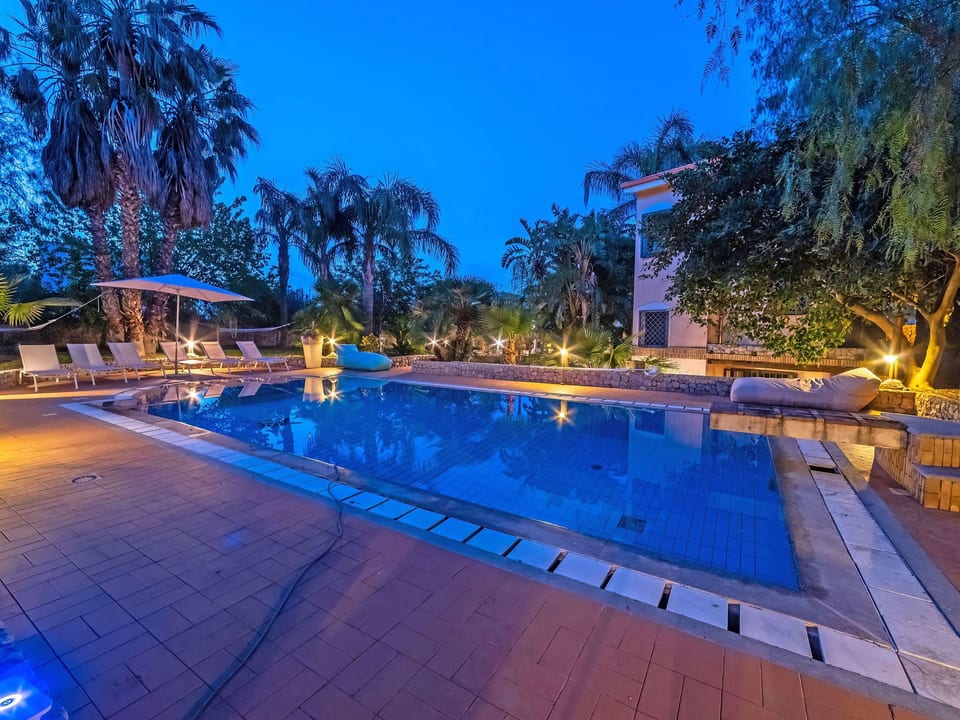 Casa acogedora en Carini con piscina privada - Carini