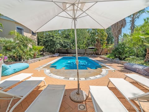 Gemütliches Haus in Carini mit privatem Pool