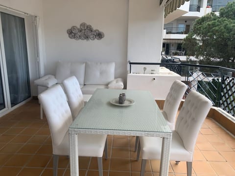 Gemütliche Ferienwohnung in Sitio De Calahonda mit Privatem Parkplatz