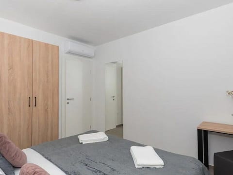 Villa Barisimo Ferienwohnung 2 für 6 Personen 2.