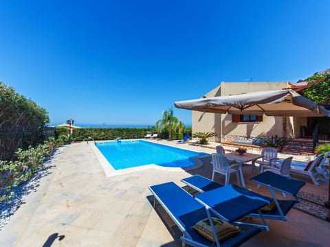 Gemütliches Haus in Custonaci mit privatem Pool