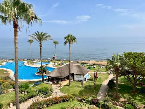in Sitio De Calahonda mit Privatem Parkplatz und Meerblick