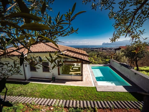 Haus in Carini mit privatem Pool