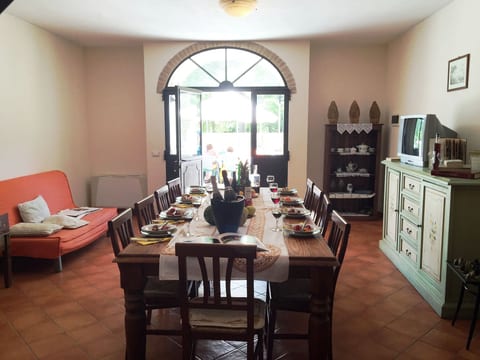 Wohnung in Apecchio mit Privatparkplatz
