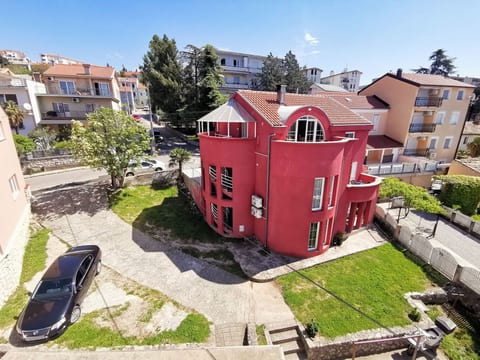 Wohnung in Crikvenica mit Balkon