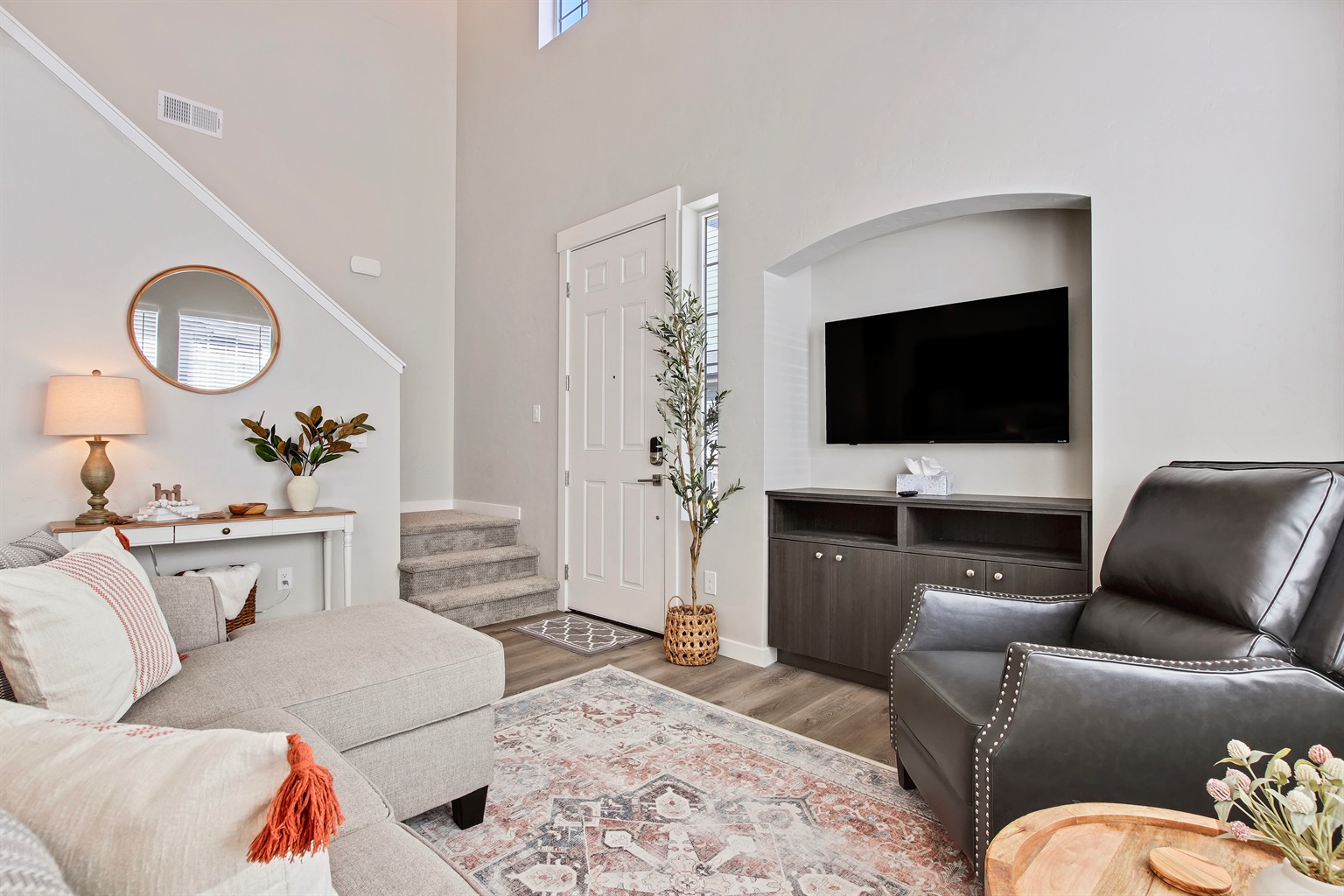 or-hounslow-way-or-sophisticated-3-bedroom-townhome-or-nampa-or/