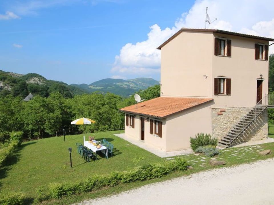 Haus für 11 Erwachsene und 9 Kinder in Apecchio - Province of Pesaro and Urbino