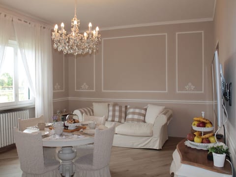 La Valinfiore Charmante Wohnung mit Pool