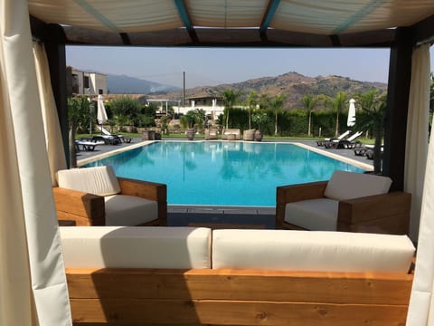 Ferienvilla 'Villa Fenice' mit privatem Pool