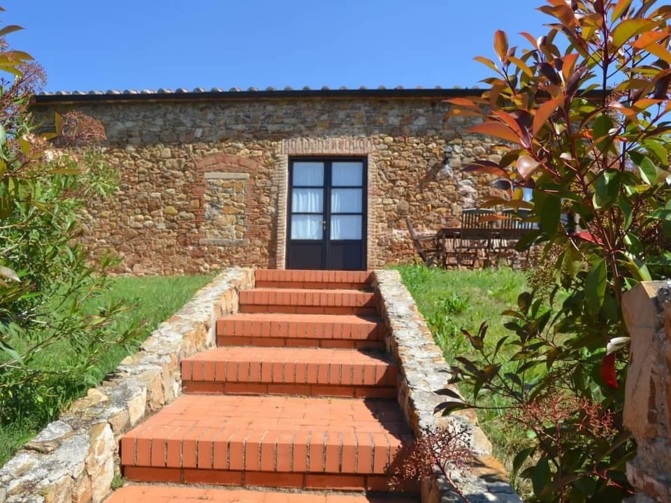 Appartamento Superior con 2 camere da letto e giardino - Campiglia Marittima