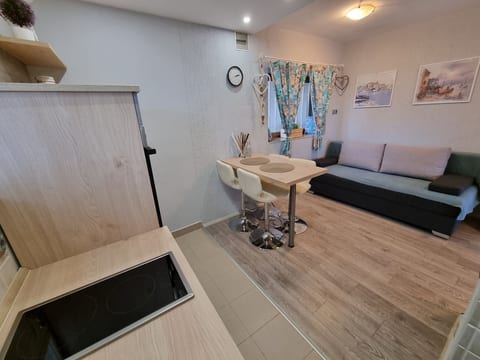 Wohnung in Crikvenica mit privatem Parkplatz