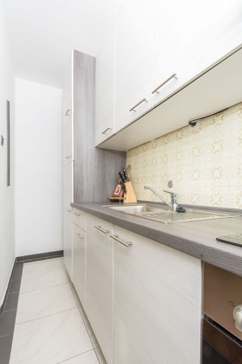 Wohnung in Crikvenica mit Grill und Terrasse