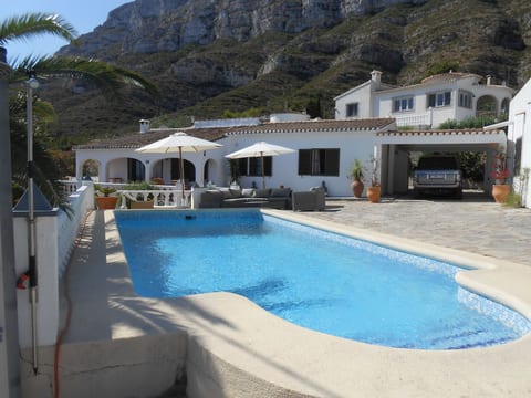 Villa "Michel" mit Blick auf das Wasser