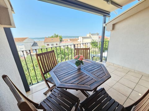 Wohnung für 4 Personen mit Terrasse