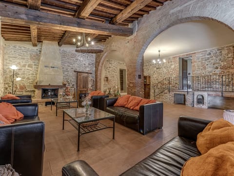 Landhaus Villanovia in Volterra