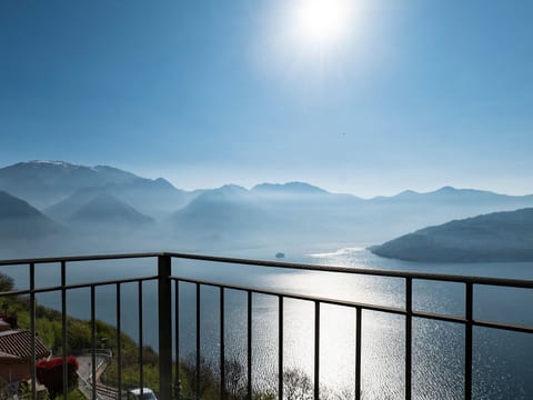 Cherubino 2", Dreizimmerwohnung mit Pool und Terrasse