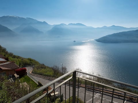Cherubino 2", Dreizimmerwohnung mit Pool und Terrasse
