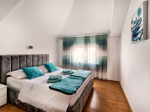 Wohnung für 6 Personen mit Balkon und Meerblick