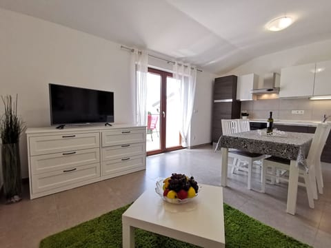Wohnung in Crikvenica mit Terrasse und Meerblick