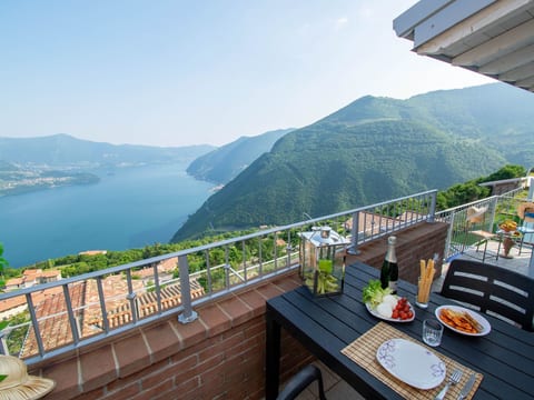 Wohnung mit Panaoramaterrasse und Pool