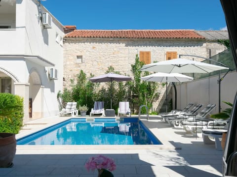 Villa Martin - Rückzugsort auf dem Land mit Pool
