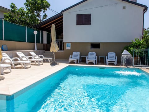 'Frane' mit eigenem Pool