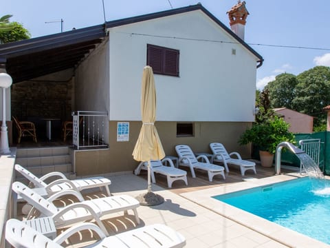 'Frane' mit eigenem Pool