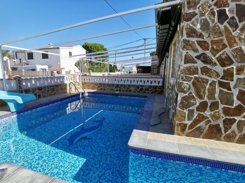Wohnung in Dénia mit privatem Grill