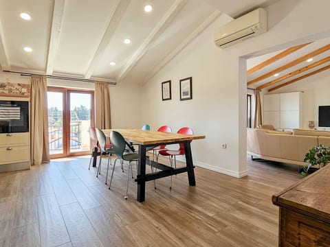 "Lara A4" mit Balkon