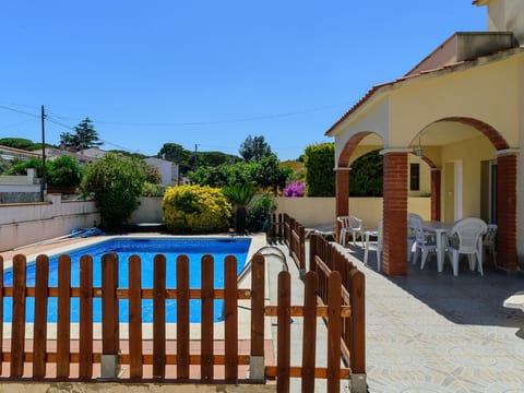 Costabravaforrent Ricardell, Haus mit Pool