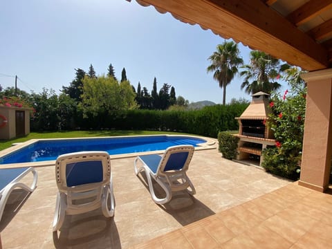 Finca mit Garten, Grill und Terrasse