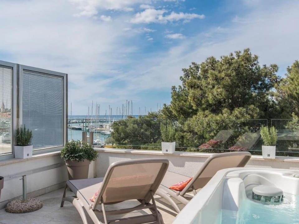 in Novigrad mit Whirlpool - Novigrad