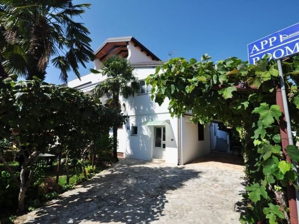 Appartamento Martina con terrazza - Novigrad