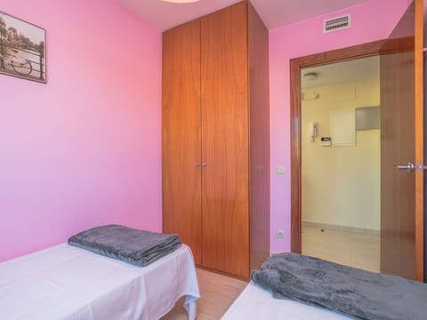 Costabravaforrent Balcó 7, mit gemeinschaftlichem Schwimmbad