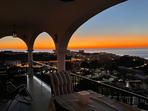 Villa Bella Vista mit Panoramablick und priv. Pool